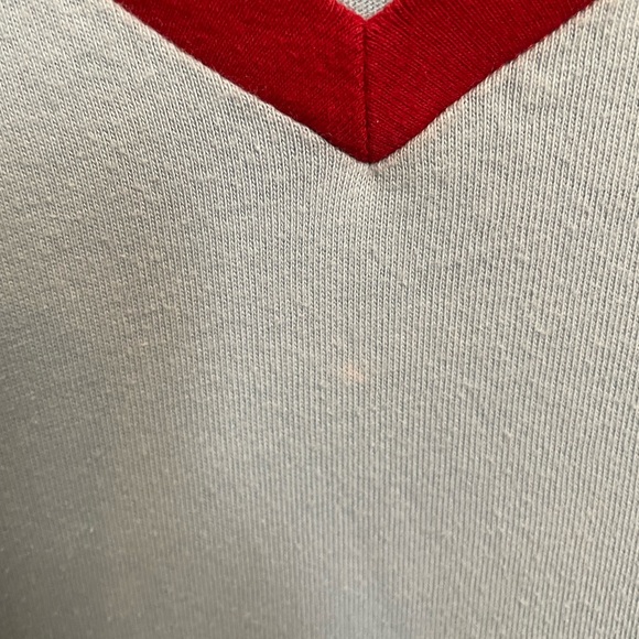 Mens large J Crew V-neck T-shirt. - Picture 4 of 4